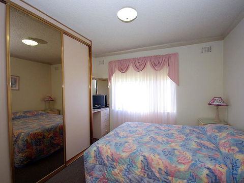 Avilla Court 1 - Accommodation Noosa 1