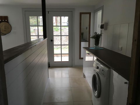 Awesome Barn Gold Coast Hinterland - Accommodation Noosa 2