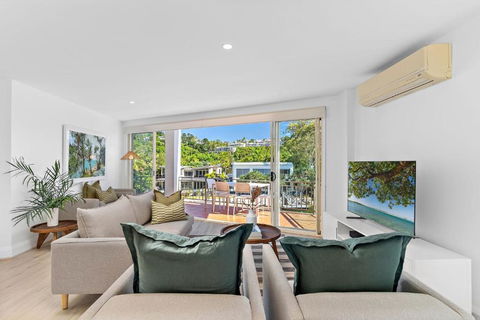 Riverfront 2 Bedroom Penthouse, Steps From Hastings Street - By Stay Noosa - Accommodation Noosa 1
