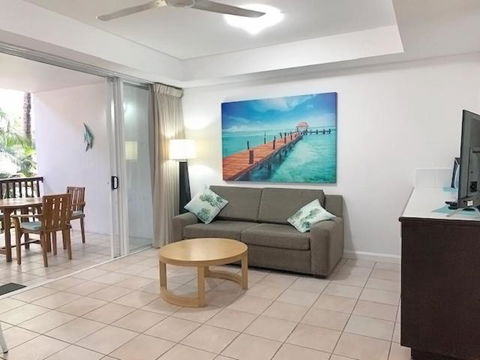 REEF RETREAT APARTMENTS PALM COVE Unit 13 - Accommodation Noosa 1