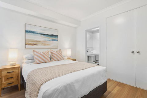 REGL20/11 - Regal In East Perth - Accommodation Noosa 2