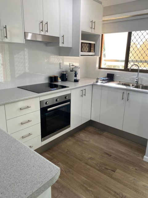 Relax On Ross - Accommodation Noosa 1