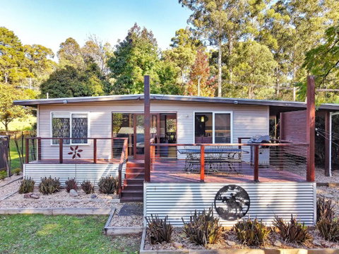 Ren Basera - Accommodation Noosa 0