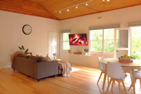 River Lea Cottage - Accommodation Noosa 1