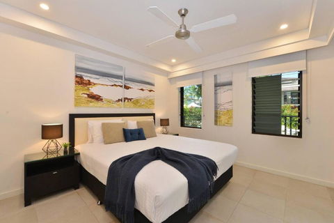 Resort-style Swim Out - A True Tropical Oasis - Accommodation Noosa 2