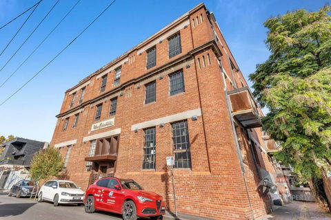 Rooftop Warehouse In Fitzroy - Accommodation Noosa 2