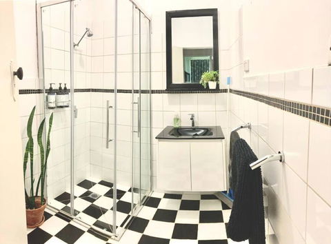Rose End Cozy Apartment - Accommodation Noosa 3