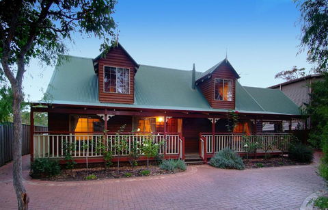Rosewood Cottage - Accommodation Noosa 1