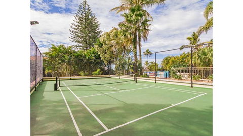 Royal Palm 19 - Accommodation Noosa 3