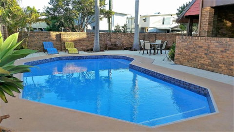 Royal Palms Motor Inn - Accommodation Noosa 2