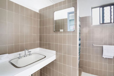 Royal Hotel - Accommodation Noosa 3