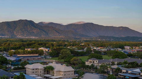 Rydges Esplanade Resort Cairns - Accommodation Noosa 1