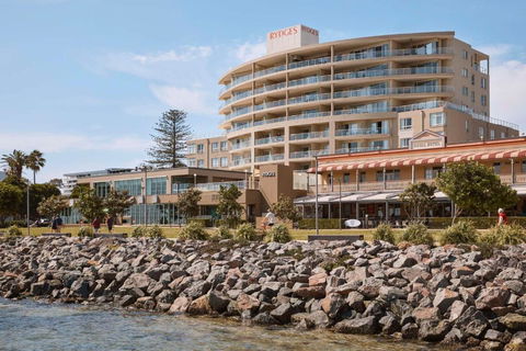 Rydges Hotel Port Macquarie - Accommodation Noosa 2