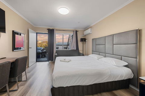 S1 Motel - Accommodation Noosa 0