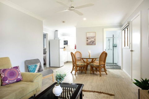 Salty Vibes - Accommodation Noosa 3