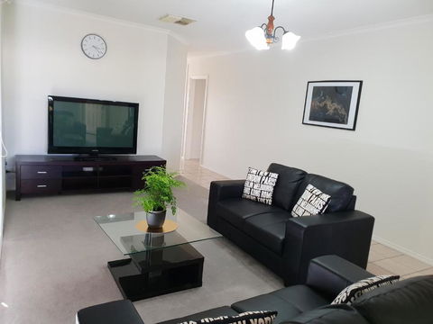 SAN Mateo - Accommodation Noosa 1