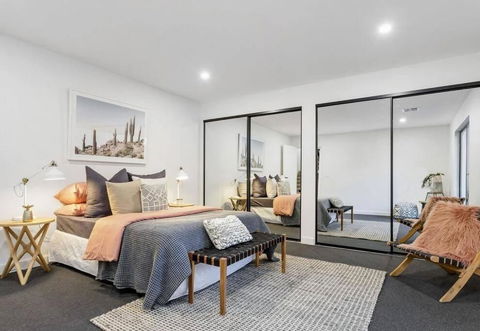 Sanary A Modern Beach Home In Martha Cove - Accommodation Noosa 1