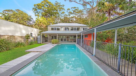 Sand & Sea - Pearl Beach With Pool - Accommodation Noosa 0
