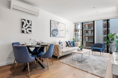 Rooftop Pool Stunning Apt At Marvel Stadium With Free Parking - Accommodation Noosa 0