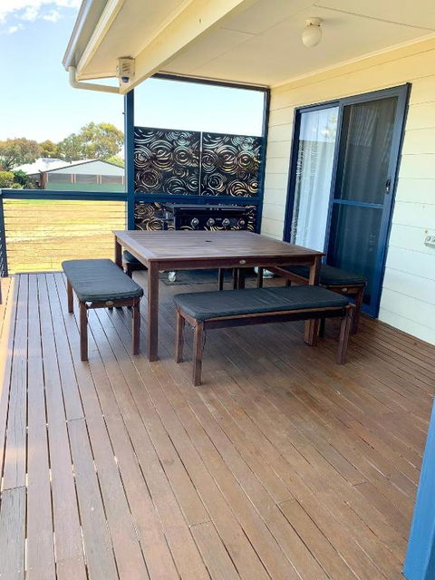 Sandcastle - A Esplanade Place, Stunning Views - Accommodation Noosa 2
