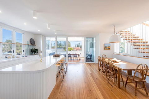 Sandhurst - Oceanstays - Accommodation Noosa 0