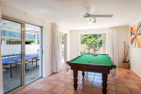 Sandrift One - Oceanstays - Accommodation Noosa 3