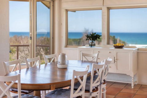 Sandrift Two - Oceanstays - Accommodation Noosa 2