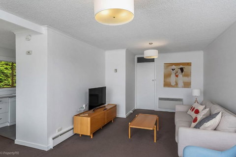 Sandy Bay Waterfront - Accommodation Noosa 3