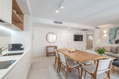 Serenity At Laguna On Hastings Street - Accommodation Noosa 0