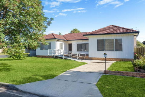 Space And Comfort On Marshall - Accommodation Noosa 2