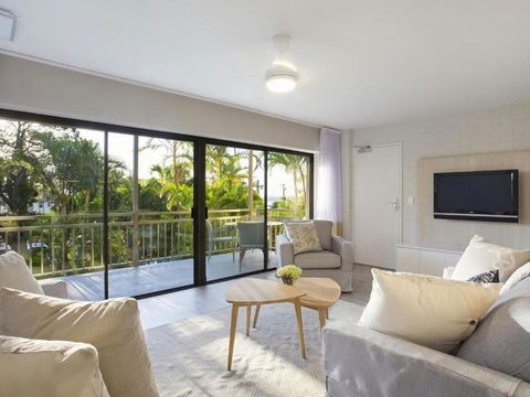 Sundown Lodge 2 Edgar Bennett Avenue 14 - Accommodation Noosa 1