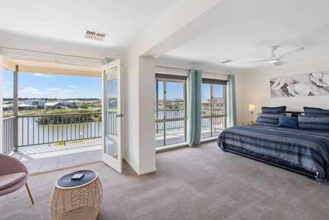 T2 12 Wentworth Pde Hindmarsh Island - No Linen Included - Accommodation Noosa 0