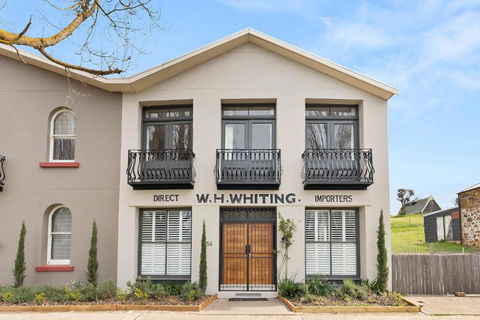 TARALGA TERRACES The Whitings Store - Accommodation Noosa 0