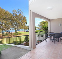 Beachport 14 - 2 BDRM Apt with Canal Views on Parkyn Pde - Accommodation Noosa