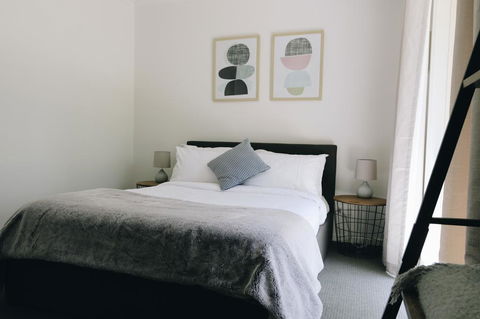 Bells Beach Cottages - Accommodation Noosa 2