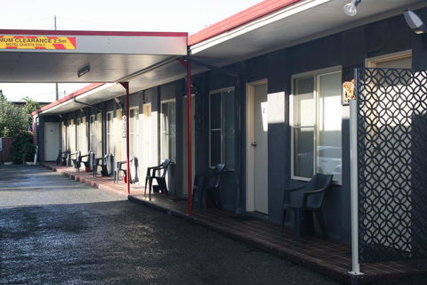 Benjamin Singleton Motel - Accommodation Noosa 2