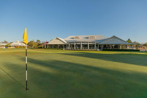 Big River Golf & Country Club - Accommodation Noosa 1