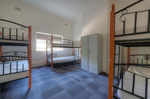 Blue Mountains Backpacker Hostel - Accommodation Noosa 1