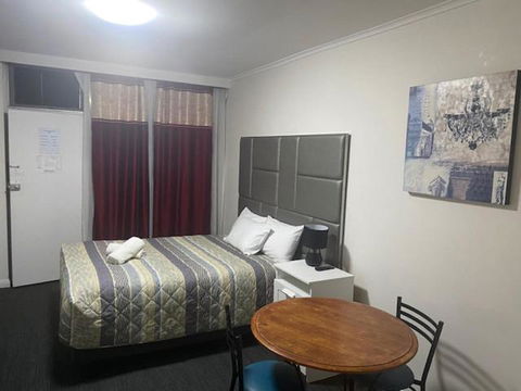 Tollgate Motel - Accommodation Noosa 2