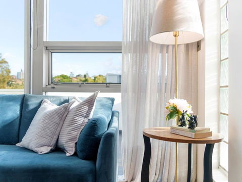 XQ Collection La Casa De Frida - Modern Studio With Balcony - Accommodation Noosa 0