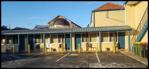 Windsor Motel - Accommodation Noosa 0