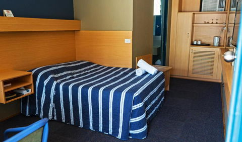 Windsor Motel - Accommodation Noosa 2