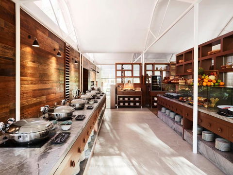 Desert Gardens Hotel - Accommodation Noosa 1