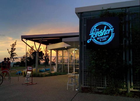 ZEN FORESHORE: 3-BR Nightcliff Foreshore-Front Apt - Accommodation Noosa 2