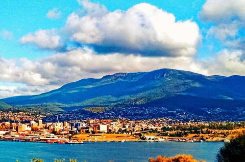 Hobart Half-Day Sightseeing Coach Tram Tour - Accommodation Noosa 2