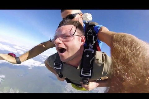 Reef And Rainforest Tandem Sky Dive In Cairns - Accommodation Noosa 1