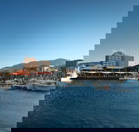 Hobart City Sightseeing Tour including MONA Admission - Accommodation Noosa
