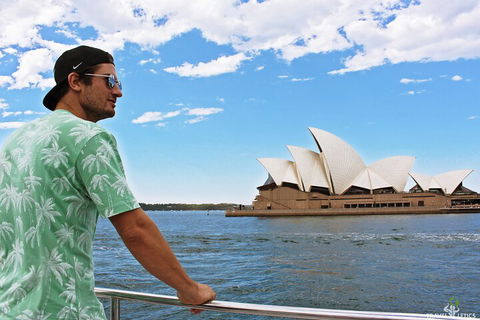 Sydney Harbour Hop-on Hop-off Cruise - Accommodation Noosa 3