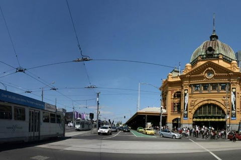 Central Melbourne Walking Tour - Accommodation Noosa 2