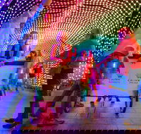 Christmas Lights Rickshaw Tour in Perth - Accommodation Noosa